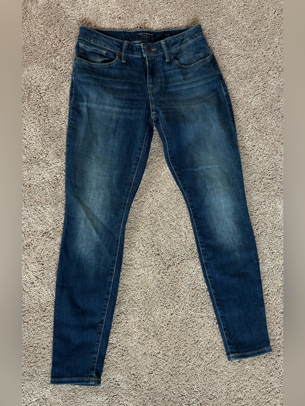Lucky Brand women’s Slim Straight Jeans - Dark Blue Wash
